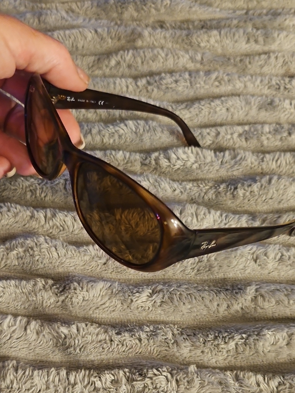 Ray-ban Womens Model Code: RB 4061 ( PERFECT CONDITION ) - Picture 4 of 8